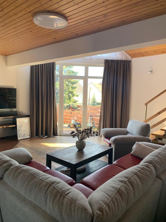 Villa Haskova With 3 Bedrooms Banská Bystrica Exteriör bild