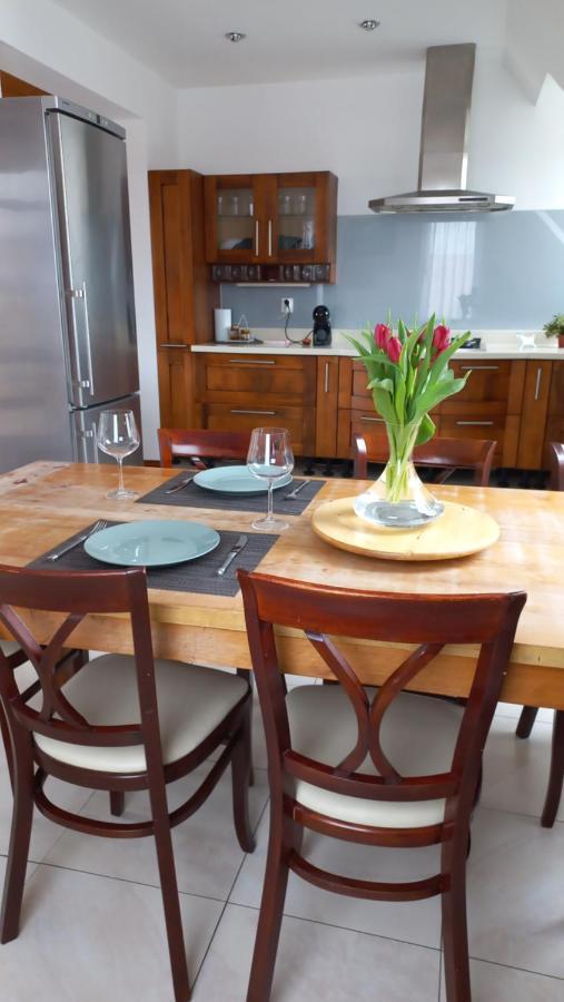 Villa Haskova With 3 Bedrooms Banská Bystrica Exteriör bild
