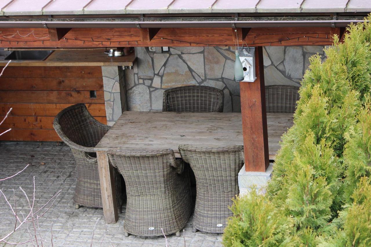 Villa Haskova With 3 Bedrooms Banská Bystrica Exteriör bild